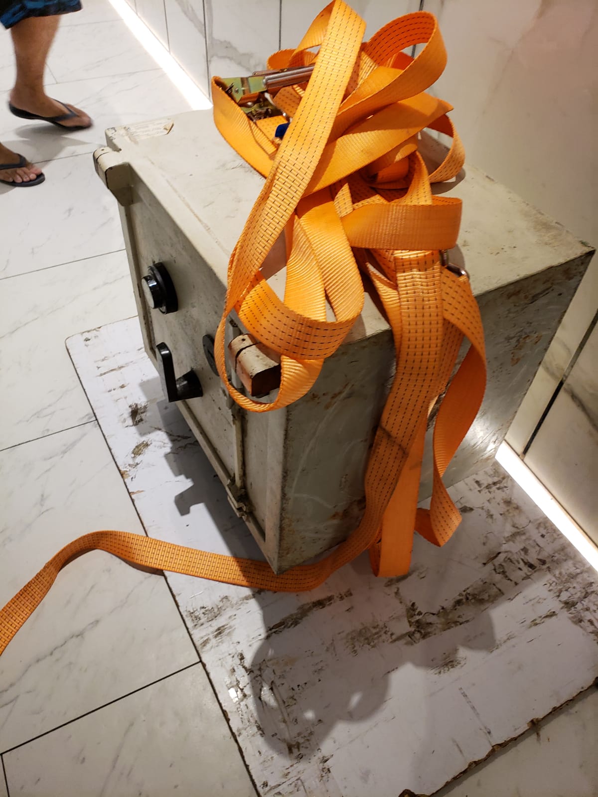 Heavy safe relocation